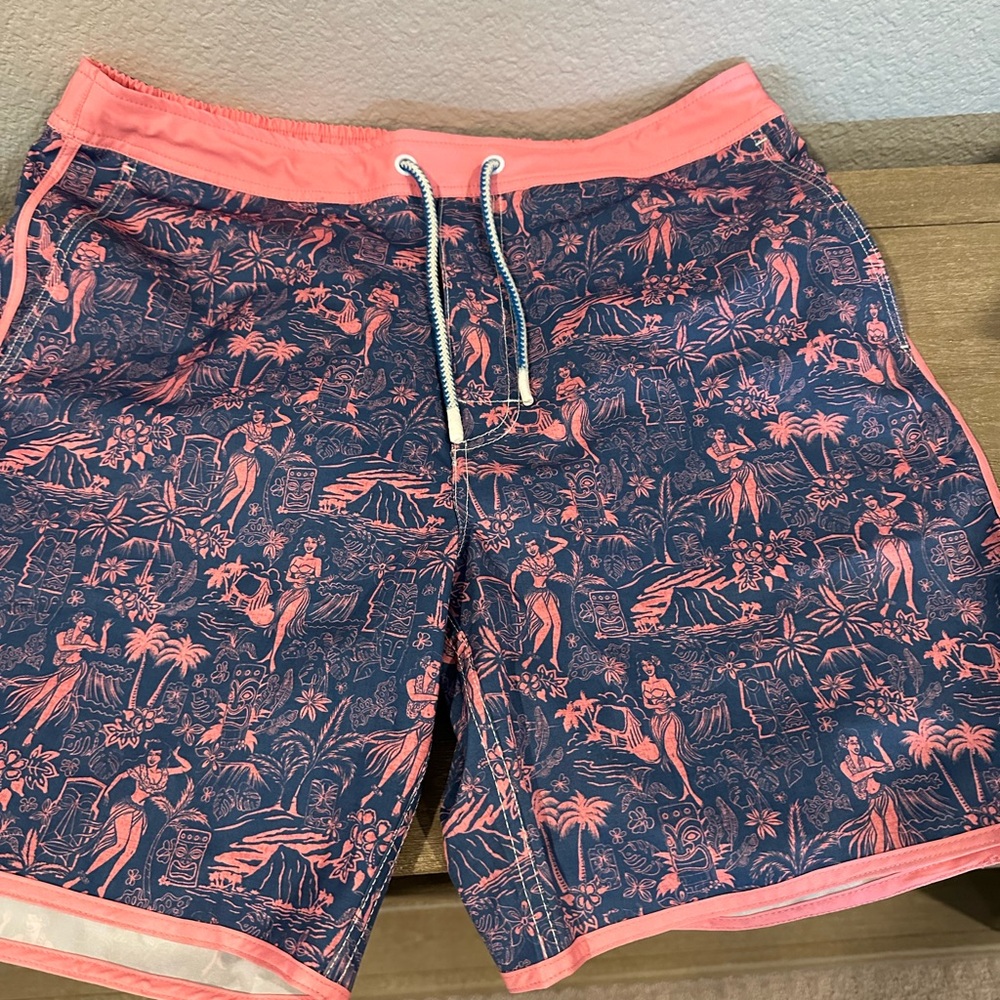 Tropical Print Men's Swim Shorts. NWOT